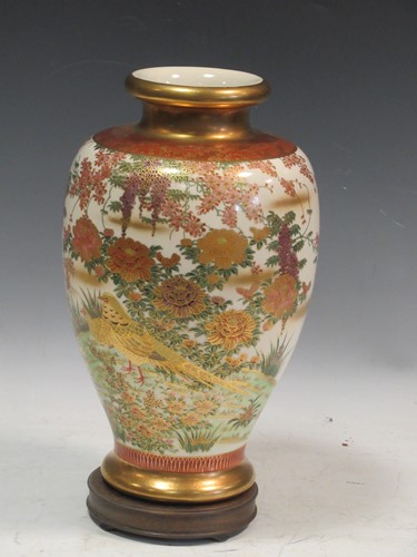 Lot 126 - A modern Japanese satsuma vase, decorated with...
