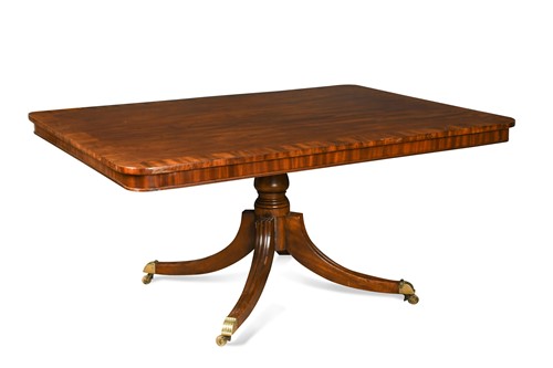 Lot 526 - A Regency mahogany breakfast table