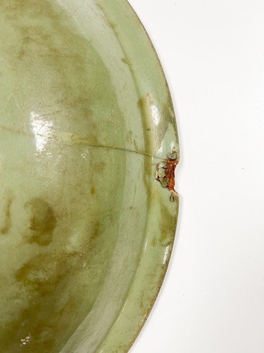 Lot 2 - A Chinese celadon dish, Ming Dynasty 15th/16th century