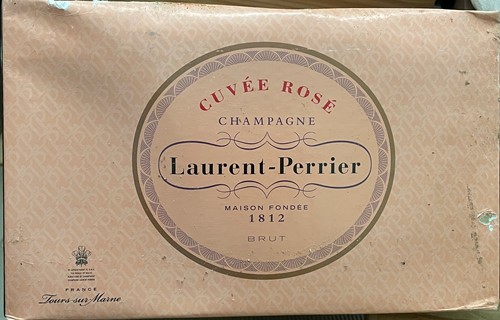 Lot 678 - Laurent-Perrier cuvée rosé champagne NV