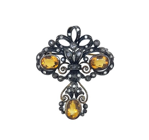 Lot 4 - A Victorian citrine and diamond brooch/pendant
