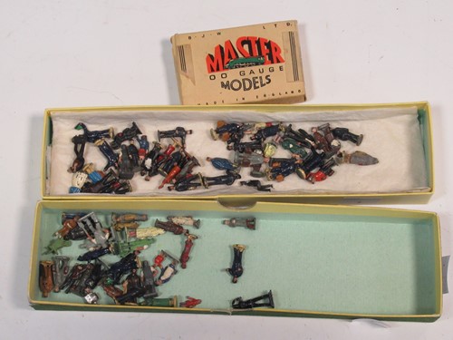 Lot 111 - Large collection of Dublo (00) scale painted...
