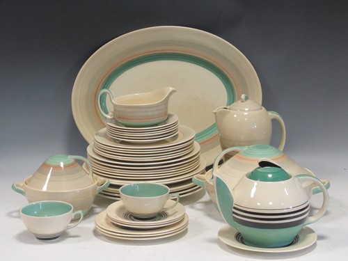 Lot 16 - A collection of Susie Cooper wares to include...