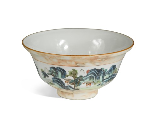 Lot 18 - A Chinese faux bois/marble porcelain bowl
