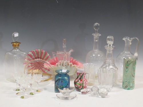 Lot 121 - An early 20th century Venetian glass shallow...