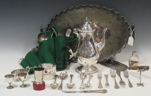 Lot 182 - A collection of silverplated ware including...