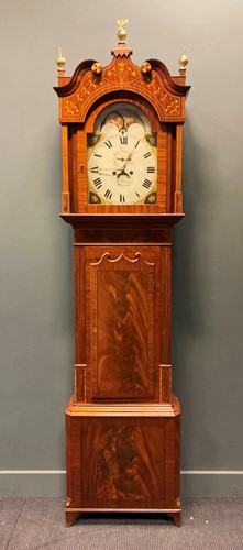 Lot 141 - A 19th century mahogany longcase clock with...
