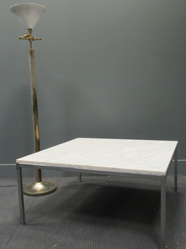 Lot 401 - A modern white marble-topped table on square...