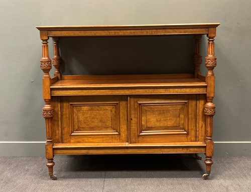 Lot 400 - A late 19th/ early 20th century carved oak...