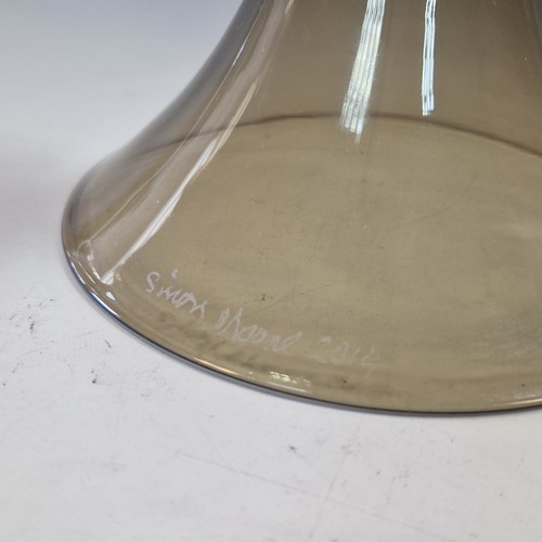Lot 23 - Simon Moore (born 1959), a tall green glass vase, 2014