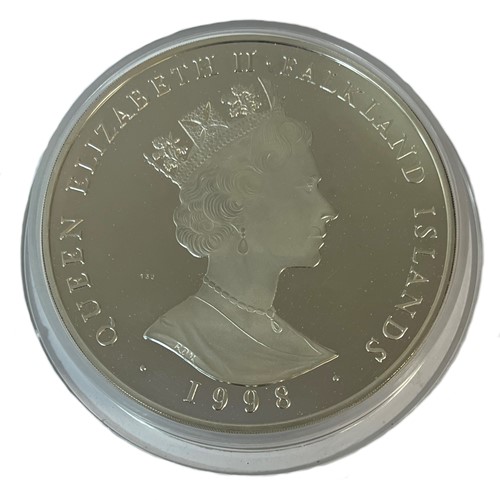 Lot 286 - A Falkland Islands silver £5 commemorative coin