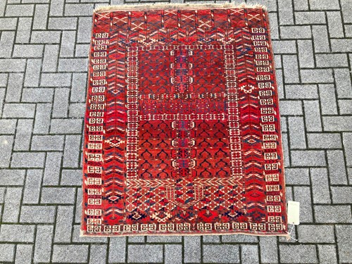 Lot 375 - A Tekke Bokhara, 145 x 115cm