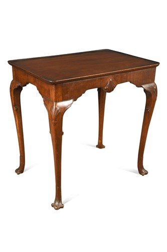Lot 392 - A mahogany silver table, 19th century