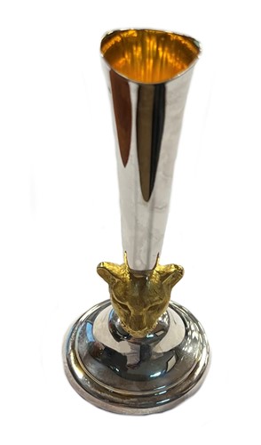 Lot 446 - An Elizabeth II parcel gilt spill vase, mark of Shannon O'Neill