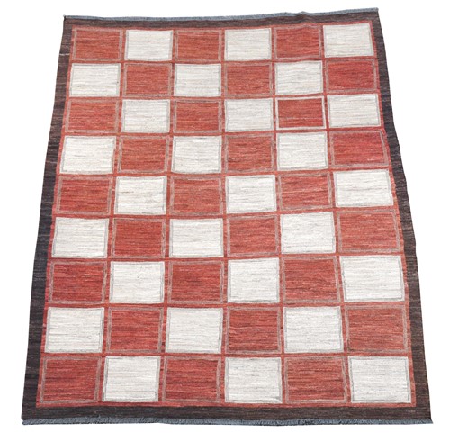 Lot 318 - A modern Soumak carpet