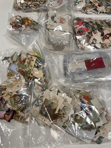 Lot 337 - Victorian decoupage scraps