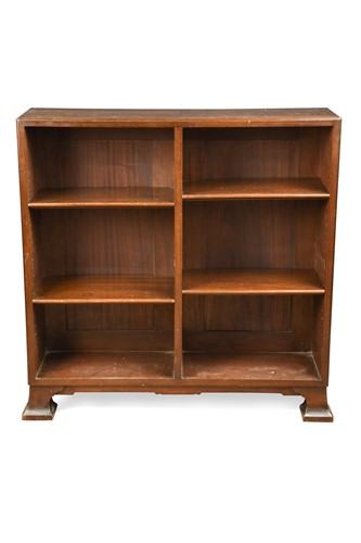 Lot 178 - A good quality Art Nouveau mahogany bookcase