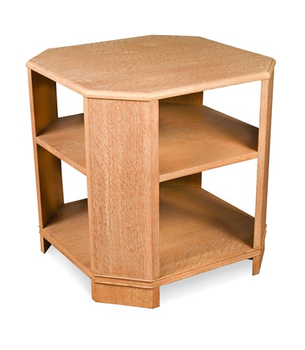 Lot 232 - An Art Deco Heal's style limed oak book table