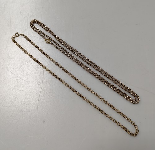 Lot 324 - A guard style chain stamped '9c' together with...