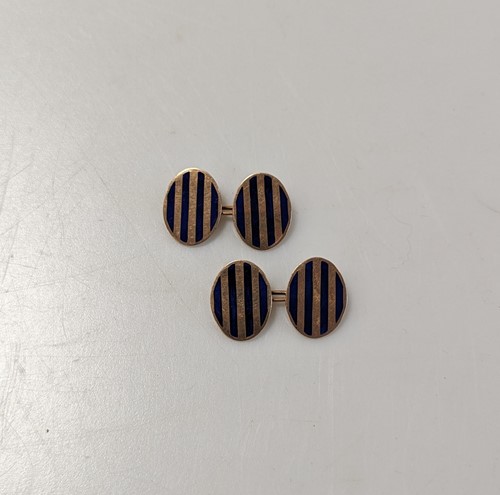 Lot 349 - A pair of enameled 9ct gold cufflinks, weight...
