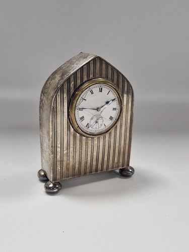 Lot 378 - A silver mounted early 20th century dressing...
