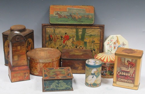 Lot 189 - Various vintage biscuit tins to include Carr &...