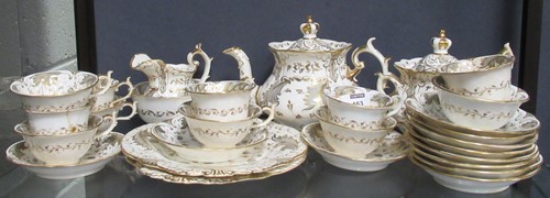 Lot 163 - A part Rockingham tea service, comprising...