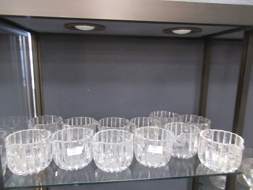 Lot 184 - A set of twelve 19th century glass rinsers, of...