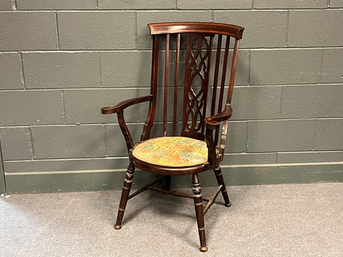 Lot 884 - An Edwardian chair with pierced splat back and...