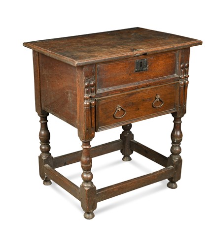 Lot 513 - An oak side table, early 18th century