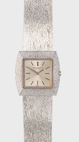 Lot 426 - Vacheron & Constantin - An 18ct gold wristwatch