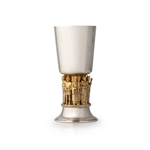 Lot 669 - An Elizabeth II parcel gilt commemorative goblet