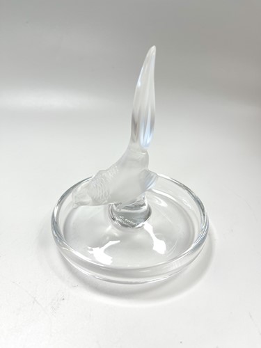 Lot 9 - Daphne, a Lalique frosted glass powder jar