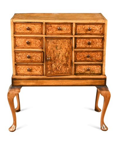 Lot 480 - A Continental marquetry cabinet, late 18th/19th century
