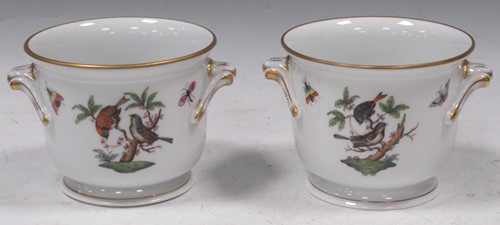 Lot 91 - A pair of Herend cache pots 9.5 x 11.5cm