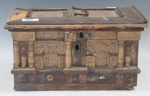 Lot 193 - A 17th or 18th century Continental casket,...