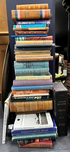 Lot 148 - Books - to include Loyd's book of flags and...