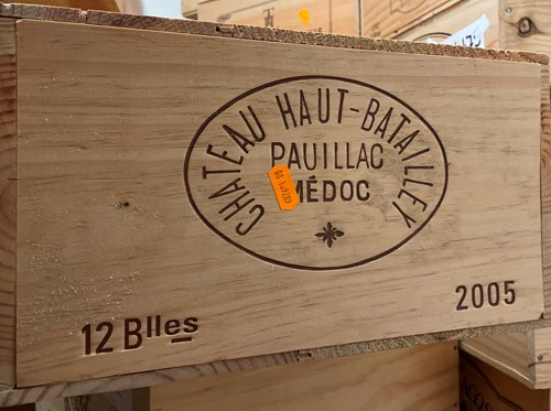 Lot 16 - Chateau Haut Batailley, Pauillac 5eme Cru 2005,...
