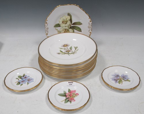 Lot 194 - A collection of 11 hand painted Botanical...