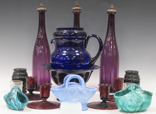Lot 204 - A mixed group of glassware: blue Bristol vase...