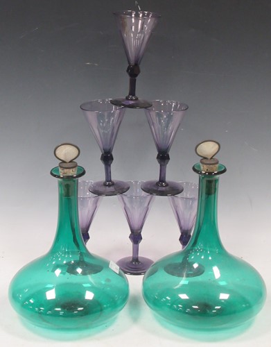 Lot 237 - A mixed lot of mainly 19th century glasses; to...