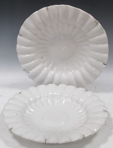 Lot 196 - A pair of 18th century Dutch delft chargers of...