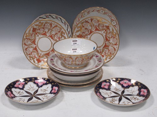 Lot 256 - A pair of Coalport plates, circa 1810, painted...