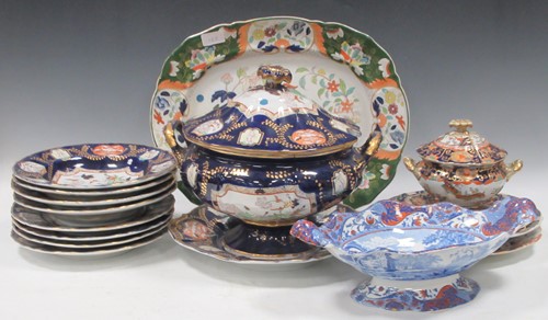 Lot 280 - A Mason's Ironstone dinner service, circa 1835,...