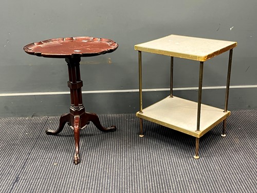Lot 428 - A small mahogany tripod table with pie crust...