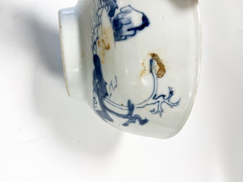 Lot 14 - Eight Chinese blue and white porcelain Nanking Cargo bowls, circa 1750