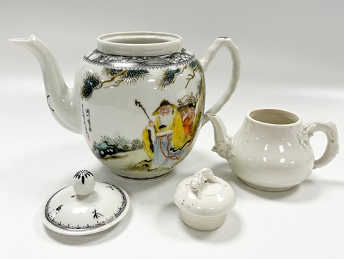 Lot 51 - A Chinese porcelain teapot and cover, Republic Period