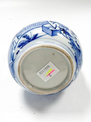 Lot 9 - A Chinese porcelain wine ewer, Kangxi