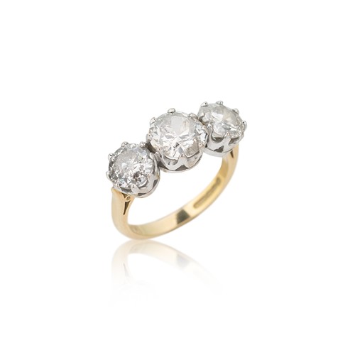 Lot 181 - An 18ct gold three stone diamond ring
