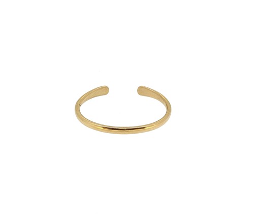 Lot 4 - A 9ct gold torc style bangle